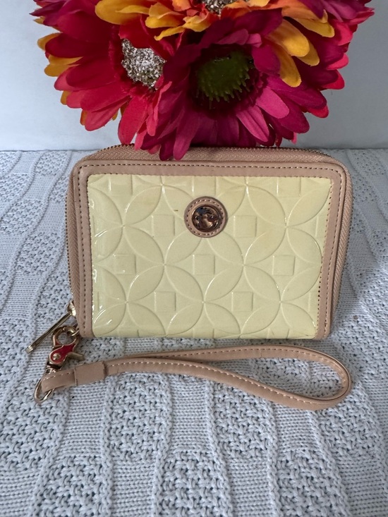 Spartina 449 Handbags - Spartina 449 embossed patent leather yellow wallet